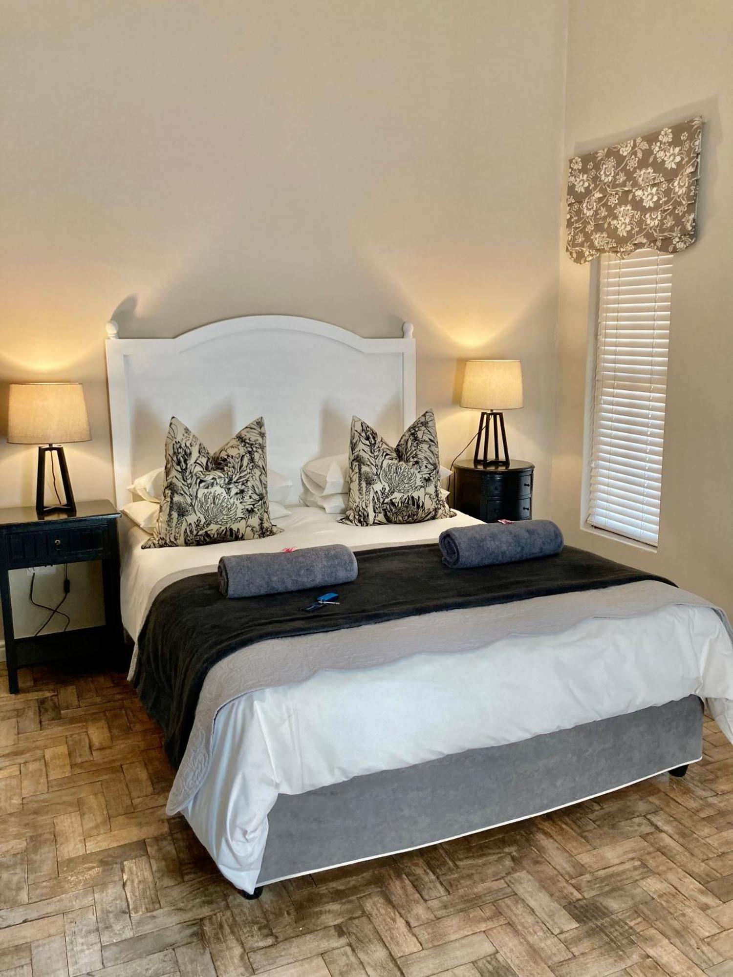 The Merino Guest House Beaufort West Ngoại thất bức ảnh